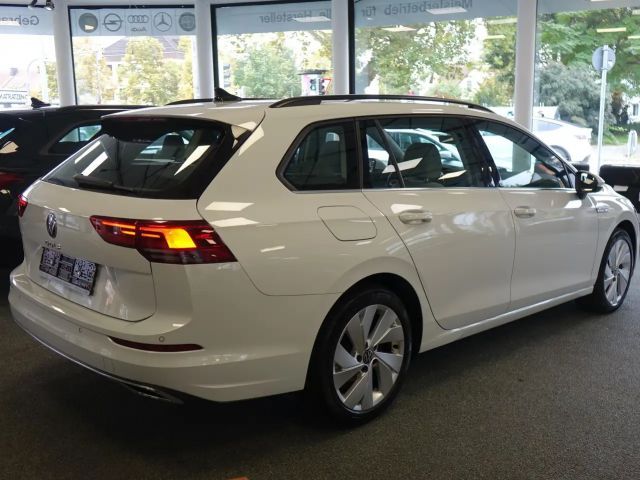 Volkswagen Golf 1.5 TSI Style Variant