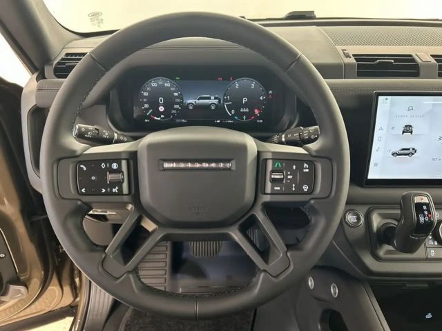 Land Rover Defender 110 D250 Dynamic SE