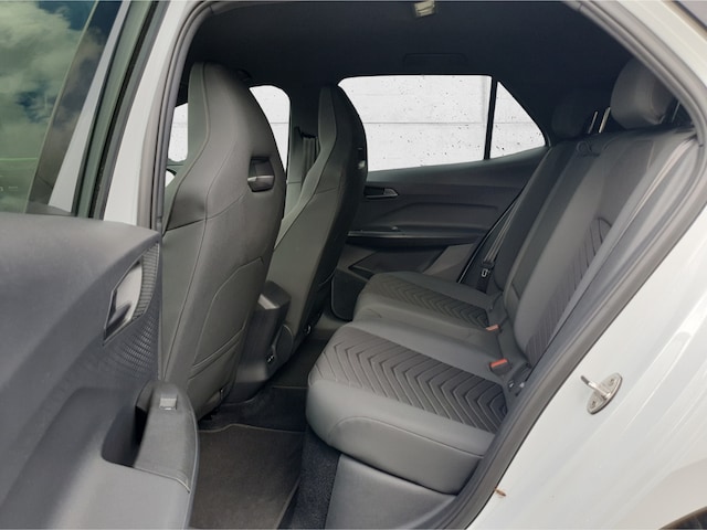 Cupra Born Navi Digitales Cockpit LED ACC Kamera Mehrzonenklima Fahrerprofil DAB Ambientebeleuchtung