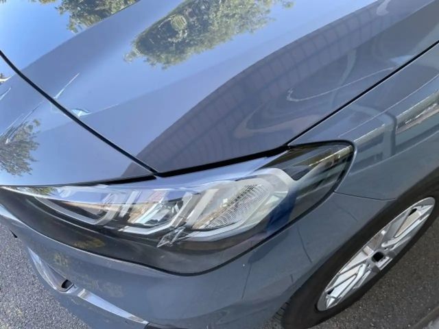 BMW 216 216i Active Tourer Sedan