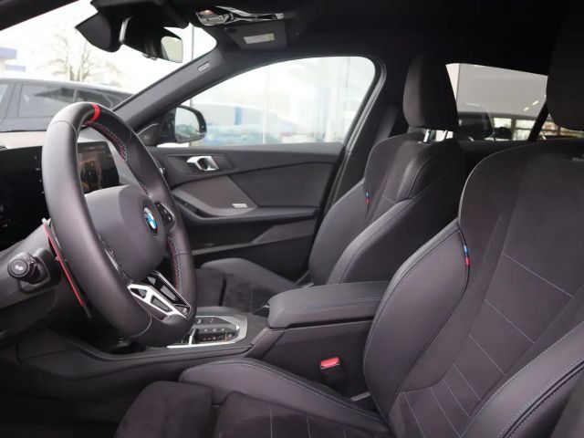 BMW 135 Sedan xDrive