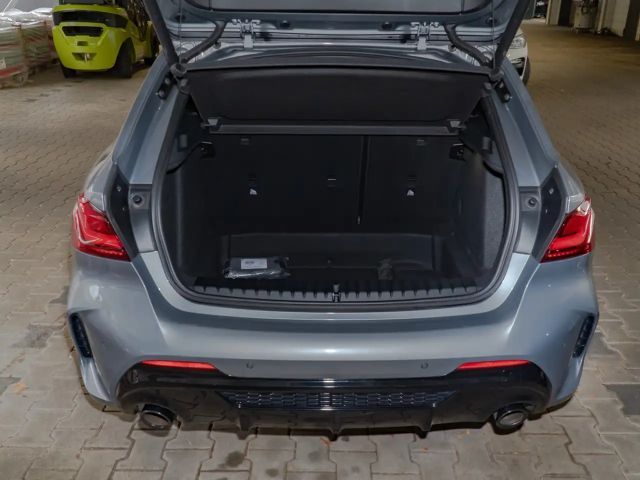 BMW 135 Sedan xDrive