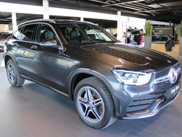 Mercedes-Benz GLC 300 4MATIC AMG Line