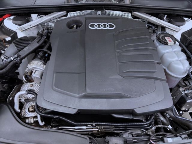 Audi A4 40 TDI Avant S-Line S-Tronic