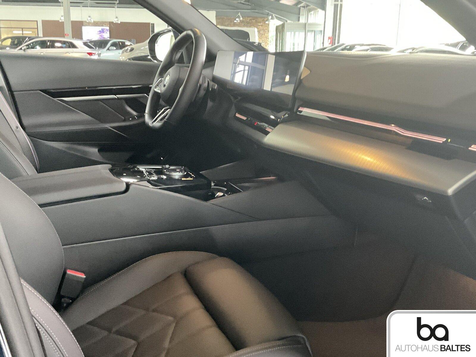 BMW 540 540d M-Sport Touring xDrive