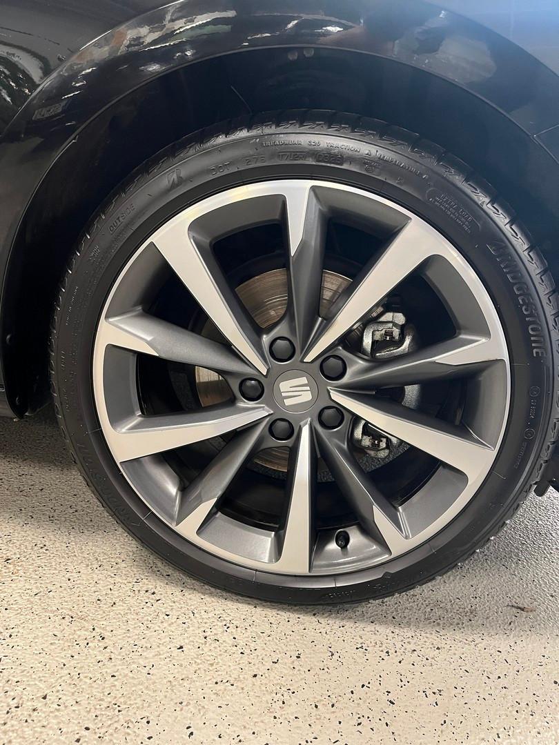 Seat Leon 1.5 eTSI DSG FR-lijn Sportstourer