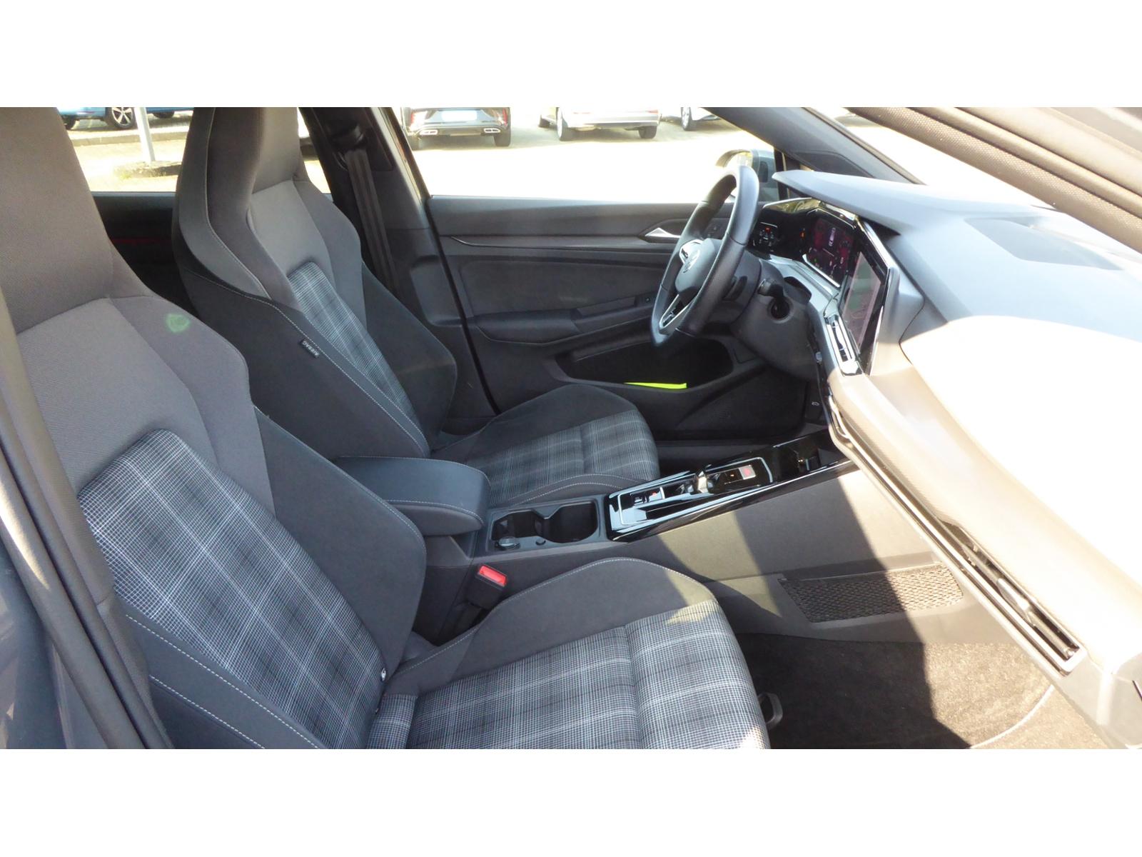 Volkswagen Golf 2.0 TDI DSG GTD Golf VIII IQ.Drive