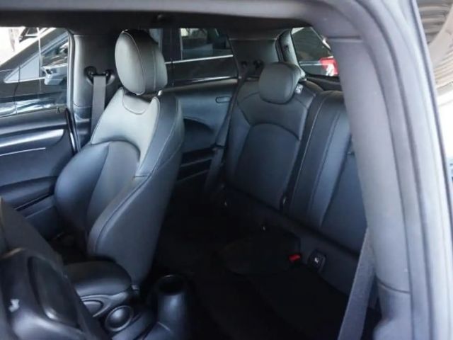 MINI Cooper COOPER 1,5 CAMDEN LEDER NAVI LED SHZ TEMPOMAT 17"