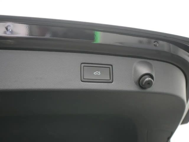 Volkswagen Arteon R-Line eHybrid