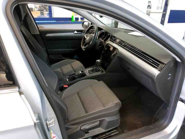 Volkswagen Passat 2.0 TDI Business DSG Variant