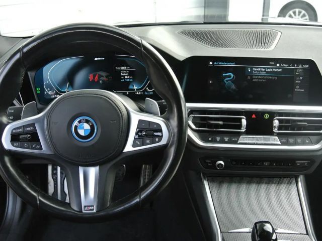 BMW 320 320e Touring