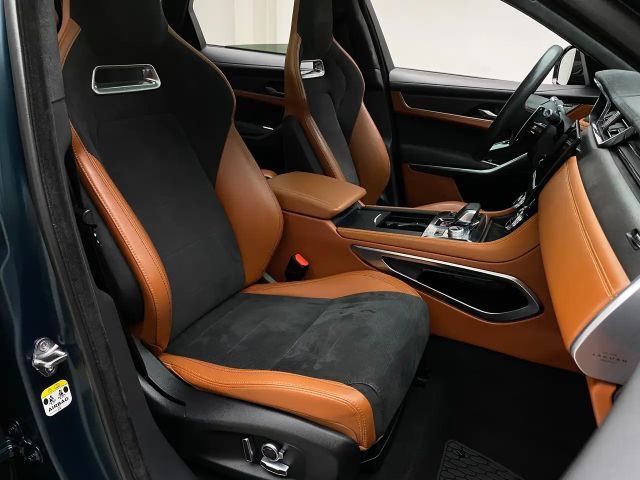 Jaguar F-Pace AWD SVR