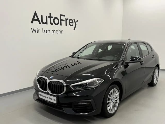 BMW 120 120d xDrive