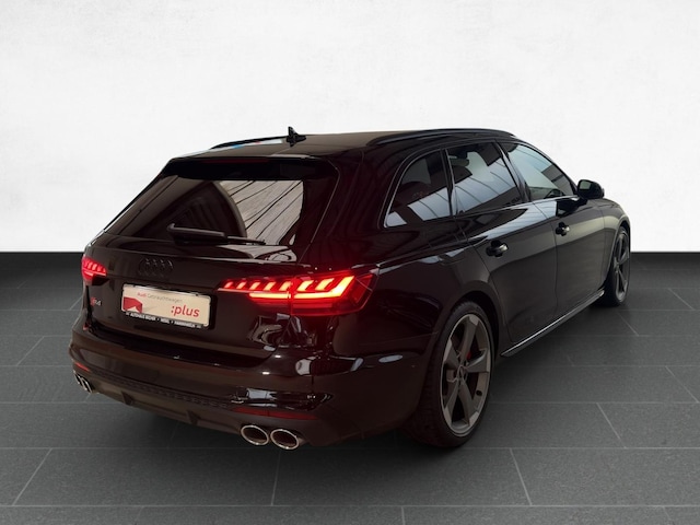 Audi S4 Avant Quattro