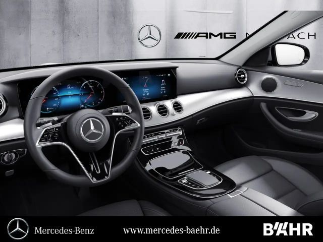 Mercedes-Benz E 220 AVANTGARDE E 220 d Estate