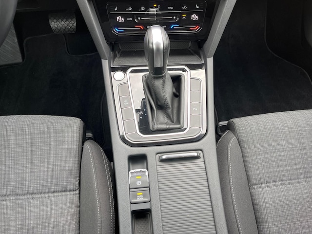 Volkswagen Passat 2.0 TDI Business DSG Variant