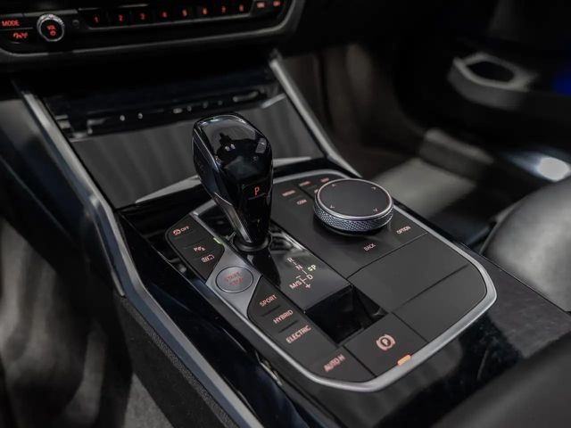 BMW 330 330e M-Sport Touring