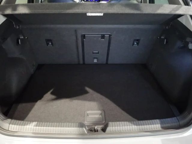 Volkswagen Golf 1.5 eTSI DSG Life