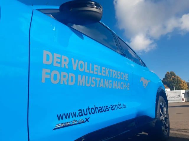 Ford Mustang Mach-E AWD Extended range