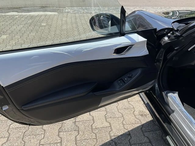 Mazda MX-5 Exclusive-line SkyActiv