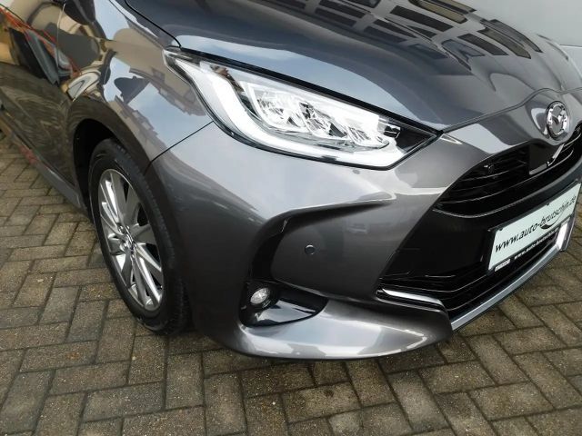 Mazda 2 Hybrid 1.5L VVT-i  Select   LED/PDC/DRCC/SHZ/Kamer