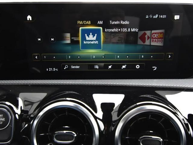 Mercedes-Benz A 250 A 250 e AMG Line