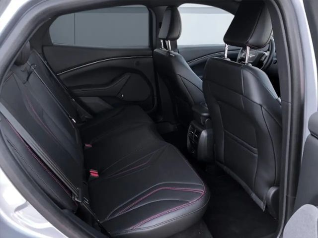 Ford Mustang Mach-E AWD