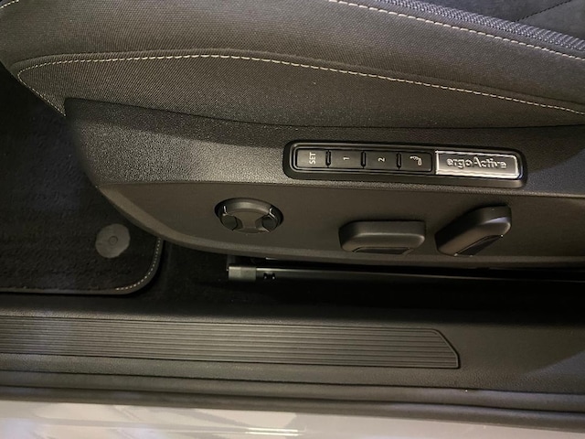 Volkswagen Golf DSG Variant