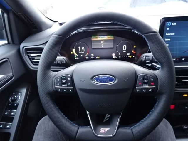 Ford Focus EcoBoost ST Line