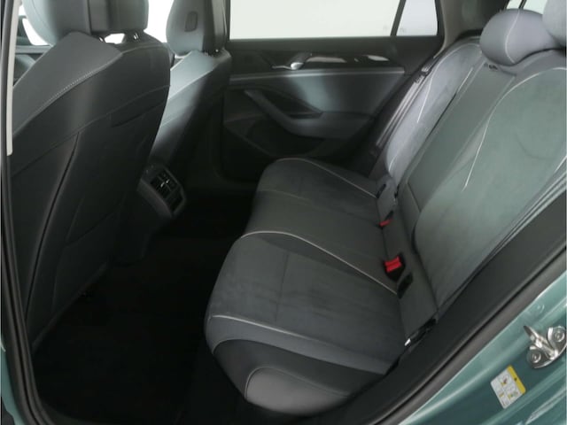 Volkswagen Passat 1.5 eTSI Business