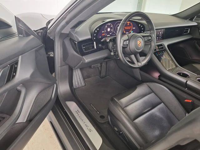 Porsche Taycan 4S