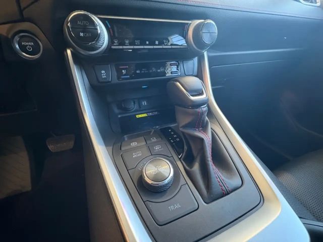 Toyota RAV4 Hybride Plug-in Style