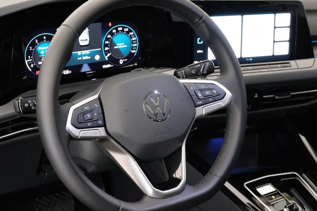 Volkswagen Golf DSG Golf VIII Style