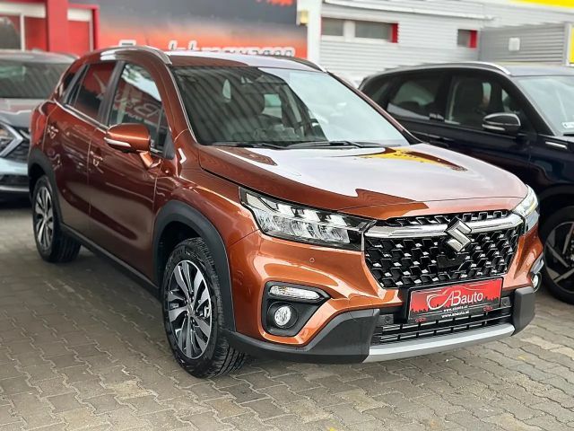 Suzuki S-Cross AllGrip Flash Hybrid