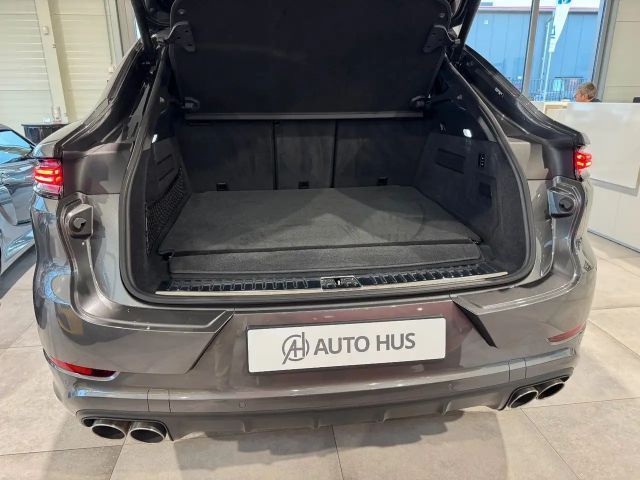 Porsche Cayenne Coupé E-Hybrid S