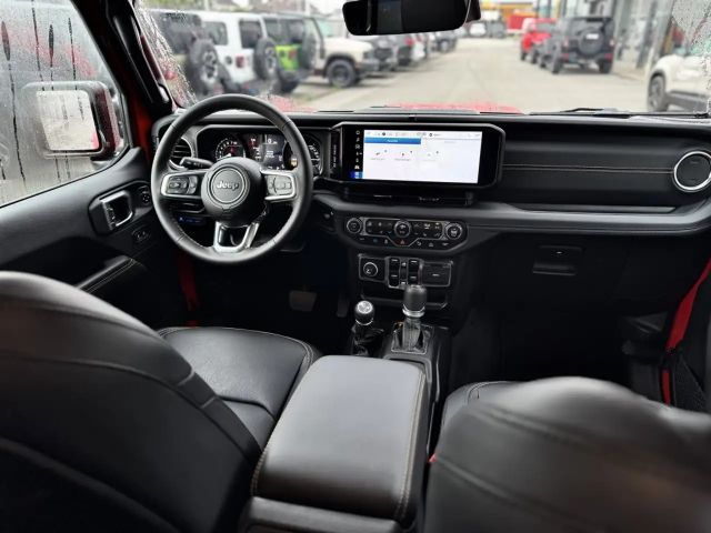 Jeep Wrangler 4xe Sahara