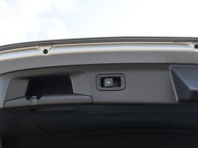 Mercedes-Benz A 200 Progressive