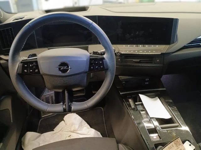 Opel Astra GSe Hybrid Innovation