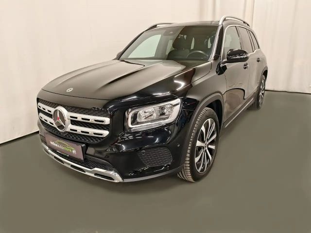 Mercedes-Benz GLB 200 4MATIC GLB 200 d
