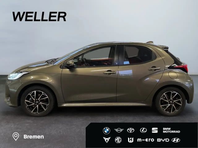 Toyota Yaris Hatchback Hybride Team D