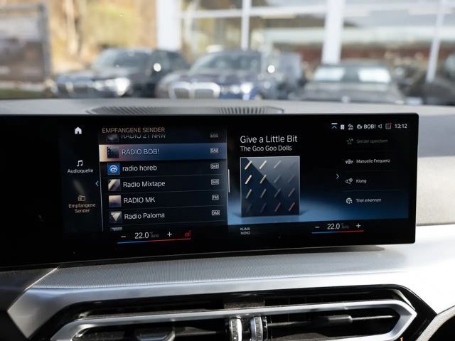 BMW 320 320d M-Sport Touring xDrive