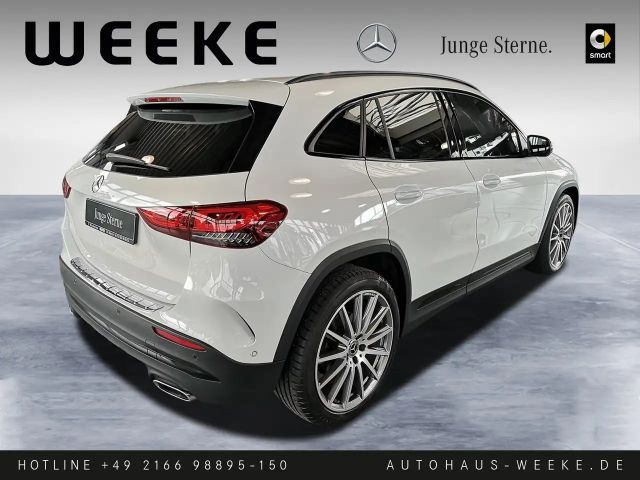 Mercedes-Benz GLA 180 AMG Line