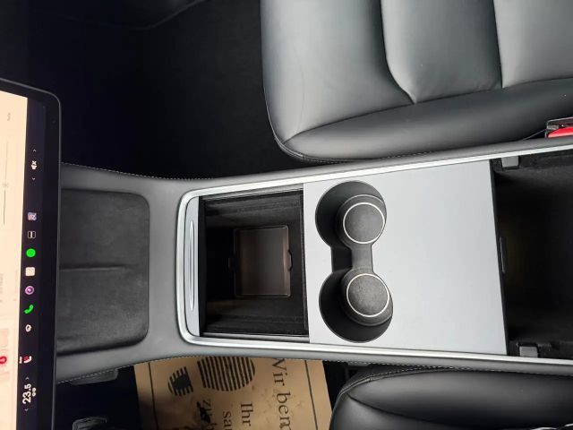 Tesla Model Y AWD Dual Motor Long Range