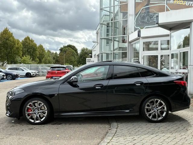 BMW 220 220i Coupé M-Sport