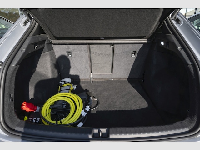 Audi Q4 e-tron SUV 45 e-tron Audi Q4 e-tron