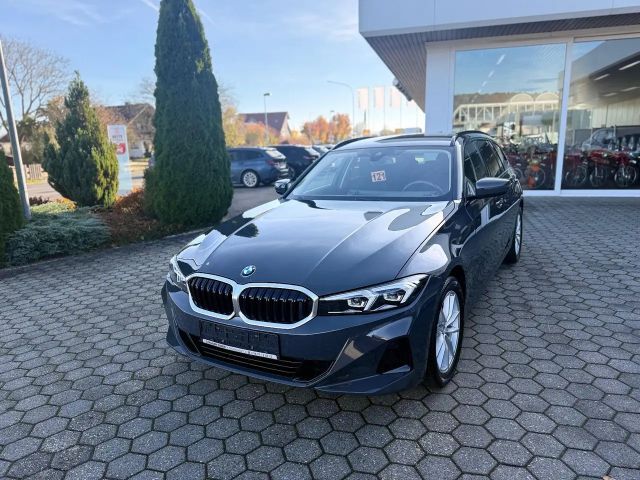 BMW 320 320i Touring