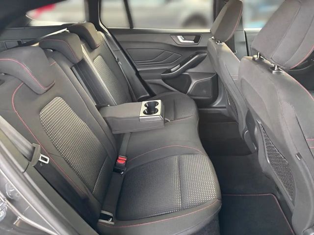 Ford Focus ST Line Wagon