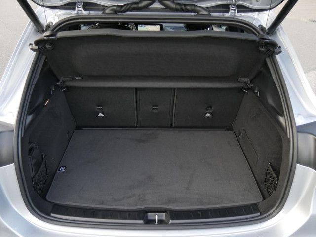 Mercedes-Benz GLA 200 AMG Line