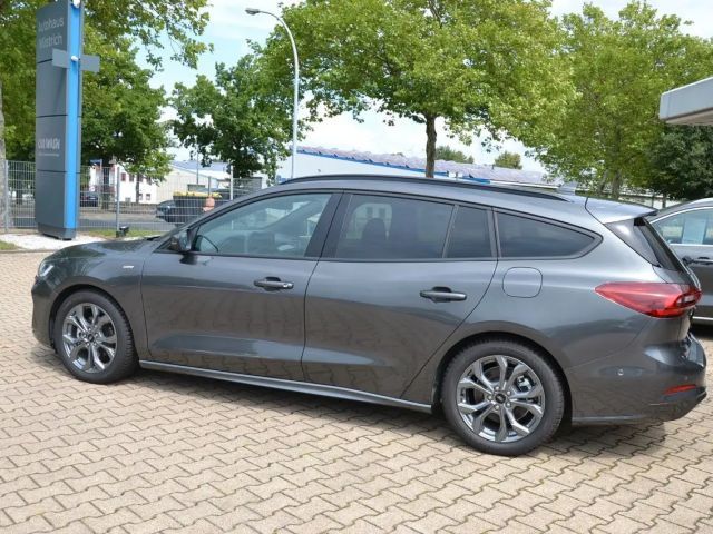 Ford Focus ST Line Wagon