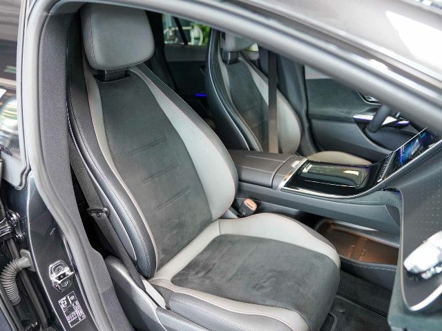 Mercedes-Benz EQE 300 Sedan